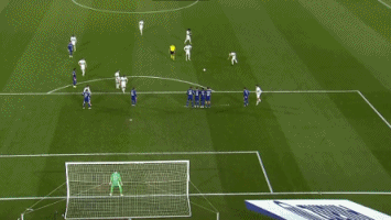 加克波伤缺数周基耶萨因病缺席，斯洛特回应球员状况