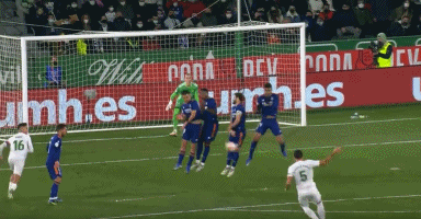 东契奇大嘴巴奥运会直接骂施罗德，被禁赛国王帮助施罗德完成复仇